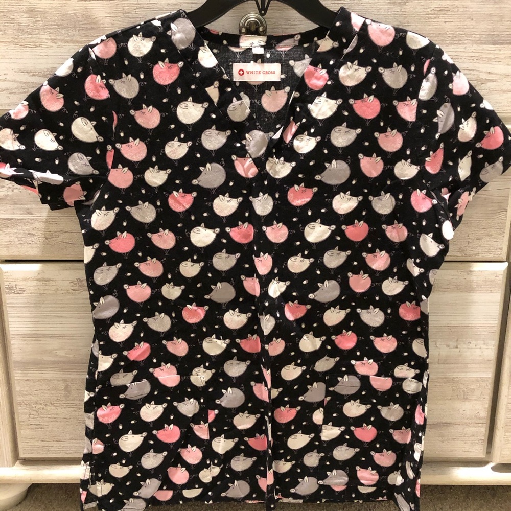 Scrub top